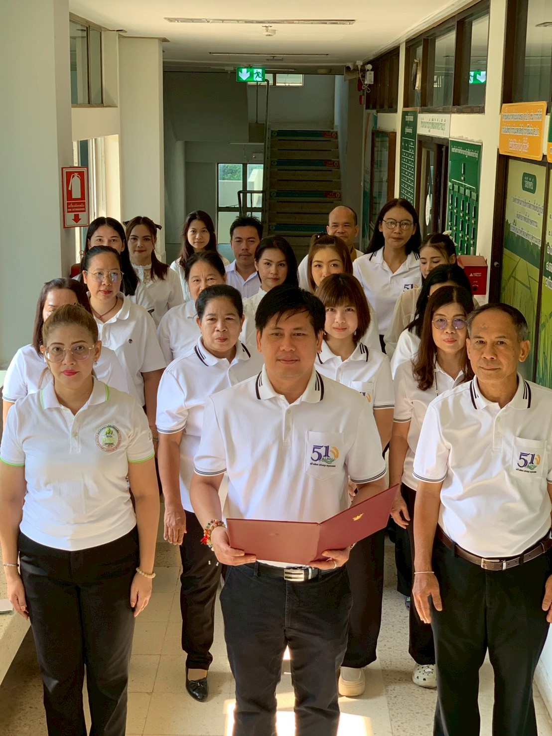 title - วันที่ 18 มีนาคม 2569 นายวิทูล ประดิษฐบุญ ปฏิรูปที่ดินจังหวัดปราจีนบุรี พร้อมด้วย เจ้าหน้าที่ ส.ป.ก.ปราจีนบุรี ร่วมประกาศเจตนารมณ์ “No Gift Policy” ไม่รับของขวัญของกำนัลทุกชนิดจากการปฏิบัติหน้าที่ เพื่อร่วมขับเคลื่อนการป้องกันและแก้ไขปัญหาการทุจริต